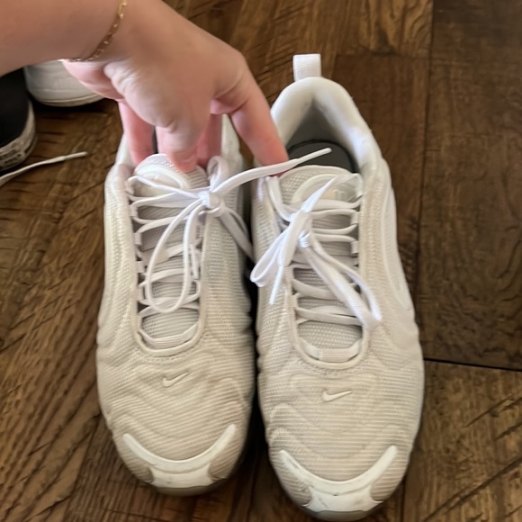 White Nike air max - Picture 2 of 2